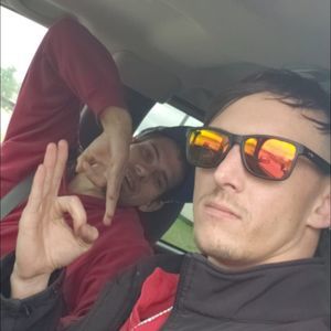 Meet your Posher, Clint